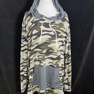 Glitzy Girl Camo Hoodie Size 5XL